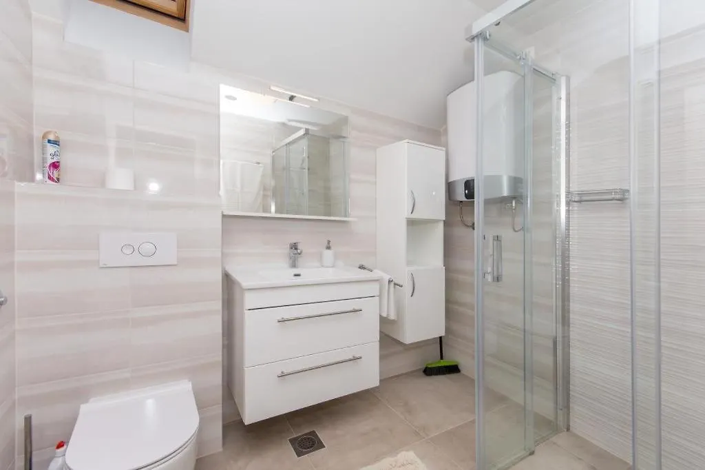 Ferienwohnung In Kastel Novi Mit Meerblick, Balkon, Klimaanlage, W-Lan 5110-1 Kastela Apartment